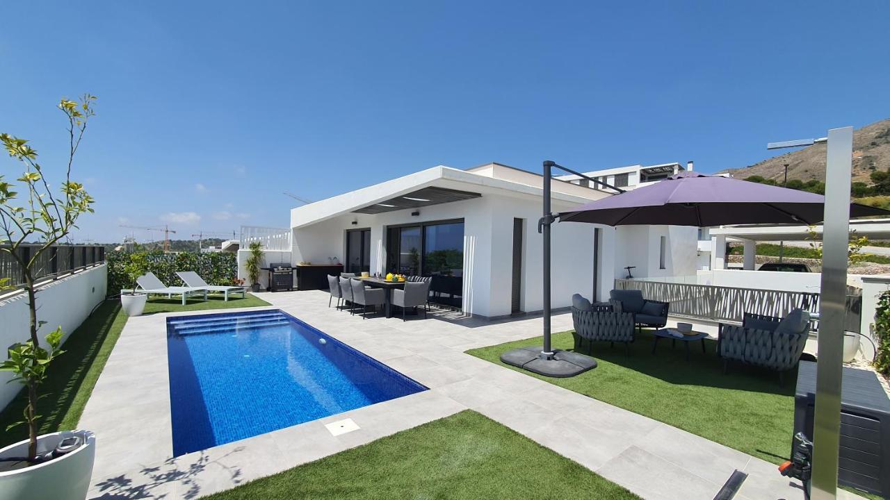 Pool & Snooker Villa Finestrat Bagian luar foto