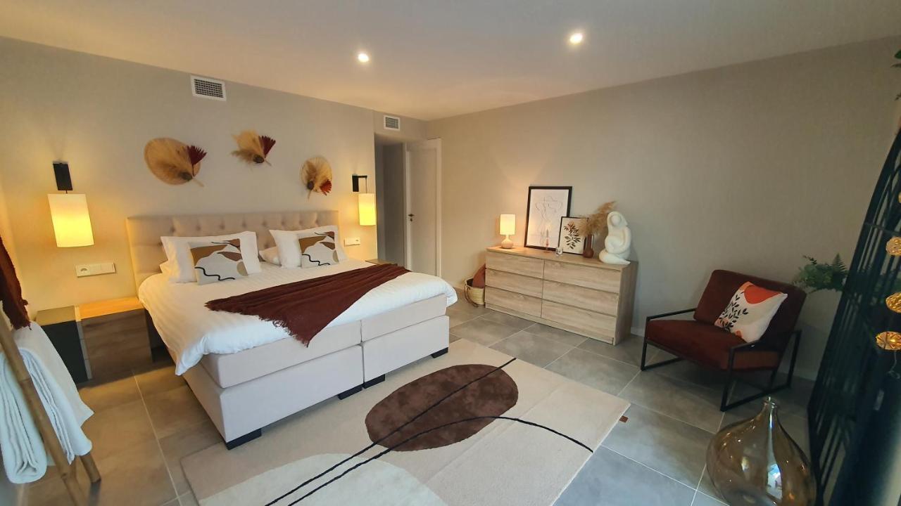Pool & Snooker Villa Finestrat Bagian luar foto