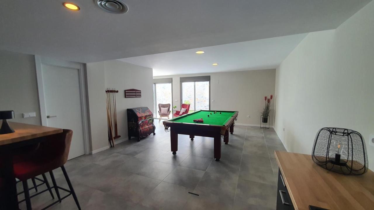Pool & Snooker Villa Finestrat Bagian luar foto